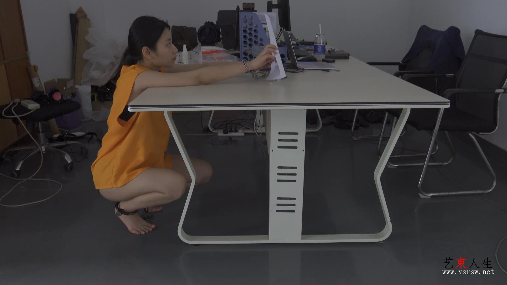 【艺束人生】2022_17期视频  女毒犯娇娇抓捕审讯